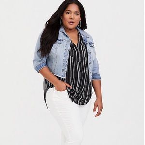 NWT Torrid Harper Black Stripe Georgette Tank